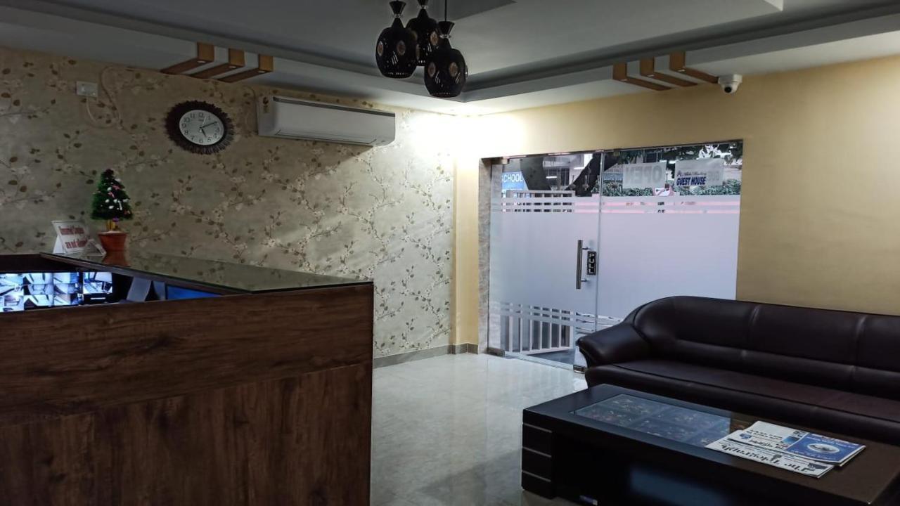 Hotel Aloka Residency Calcutta Exterior foto
